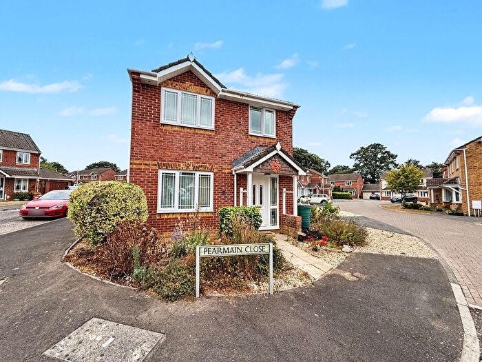 3 Bedroom Detached House For Sale In Pearmain Close, Willand, EX15