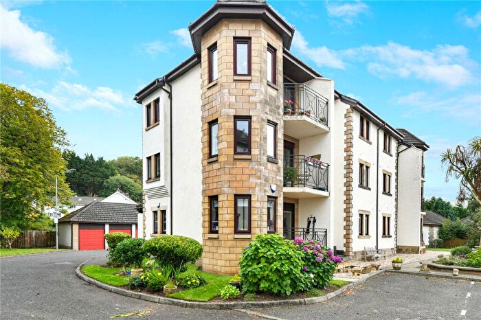 2 Bedroom Flat For Sale In Bowen Craig, Largs, North Ayrshire, KA30