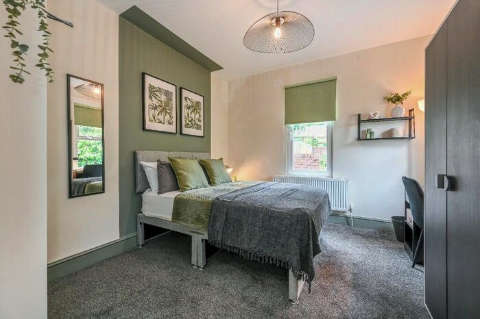 1 Bedroom House Of Multiple Occupation To Rent In Ro York Place, Newport, South Wales, NP20