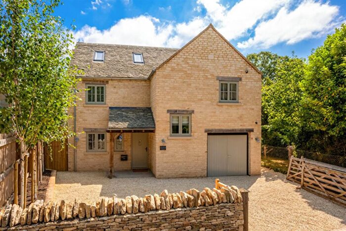 6 Bedroom Detached House For Sale In Delly End, Hailey, OX29