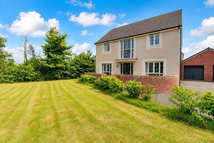 4 Bedroom Detached House For Sale In Muddle Brook, Roundswell, Barnstaple, Devon, EX31