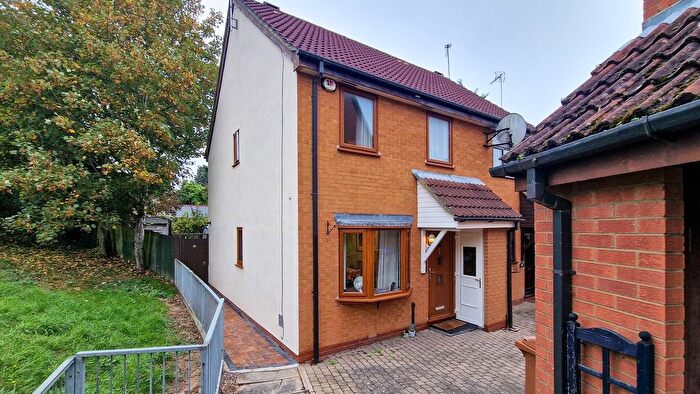 3 Bedroom End Of Terrace House For Sale In Swinford Hollow, Little Billing, Northampton, NN3