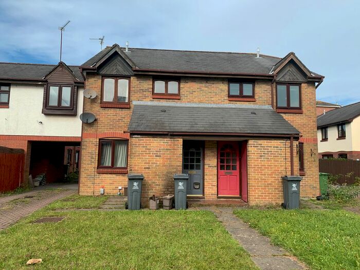 1 Bedroom Flat To Rent In Craiglee Drive, Cardiff, CF10