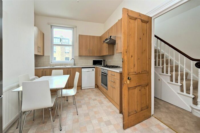 2 Bedroom Maisonette To Rent In London, London, SW6