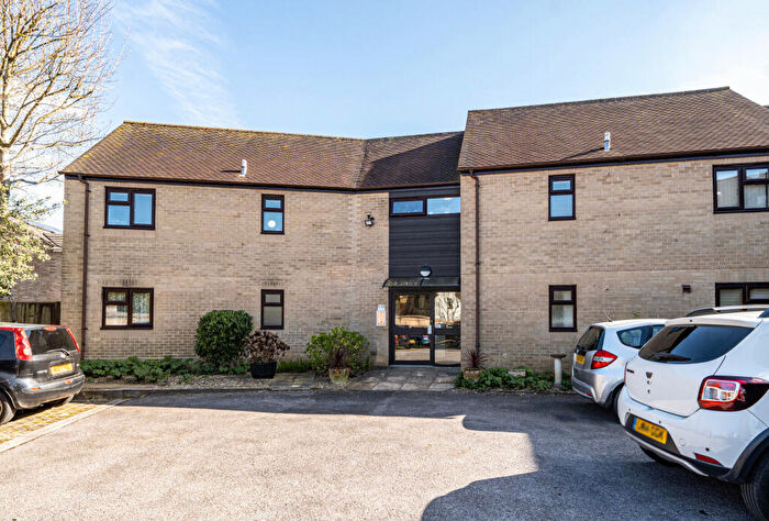 1 Bedroom Apartment For Sale In New Cross Road, Headington, Oxford, Oxfordshire, OX3