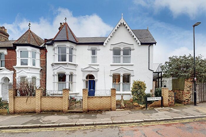 4 Bedroom Flat To Rent In Oakfield Road, London, N4