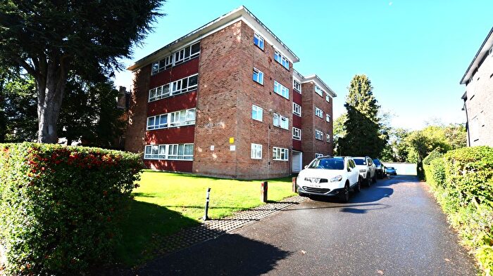 1 Bedroom Flat To Rent In Ashburton Road, Croydon, CR0