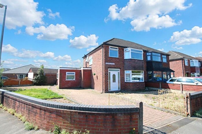 3 Bedroom Semi-Detached House To Rent In Radford Drive, Irlam, M44