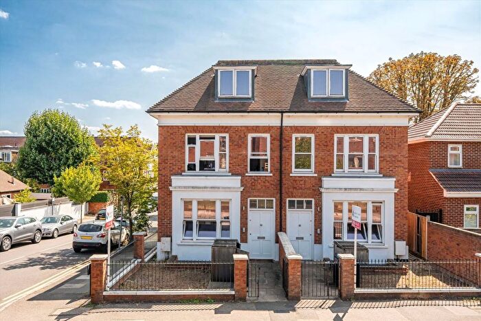 6 Bedroom Semi-Detached House For Sale In Worple Road, Wimbledon, SW19