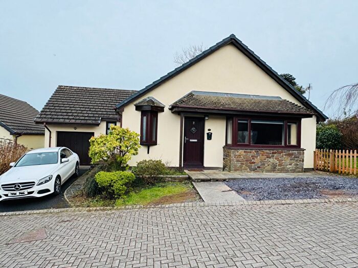 3 Bedroom Bungalow To Rent In Dol Y Dderwen, Carmarthen, SA33