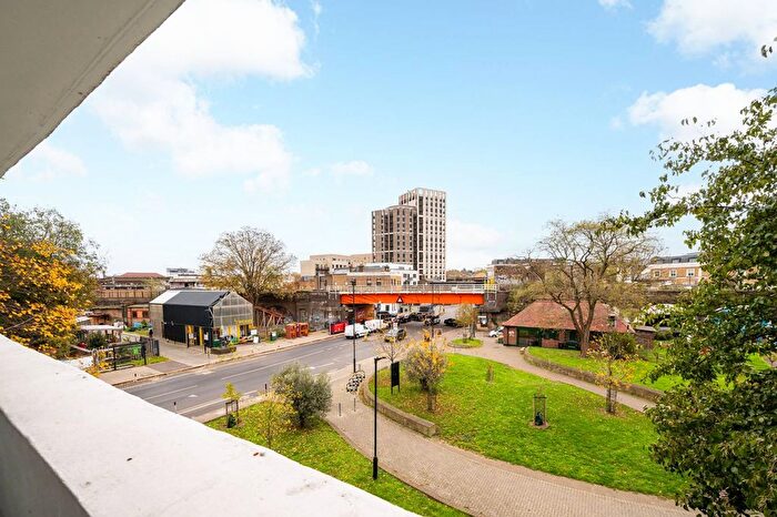 1 Bedroom Flat For Sale In Loughborough Road, Brixton, London, SW9
