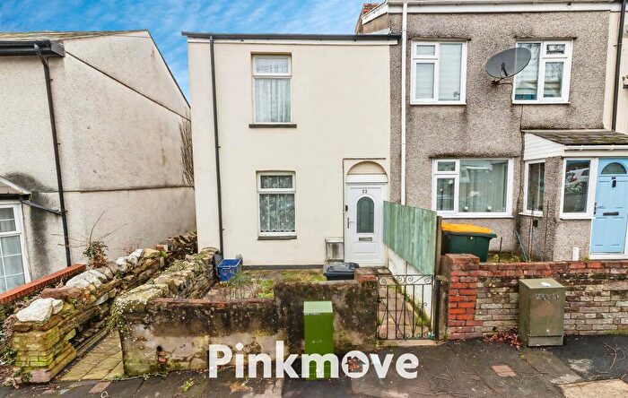 2 Bedroom End Of Terrace House For Sale In Victoria Avenue, Newport, NP19