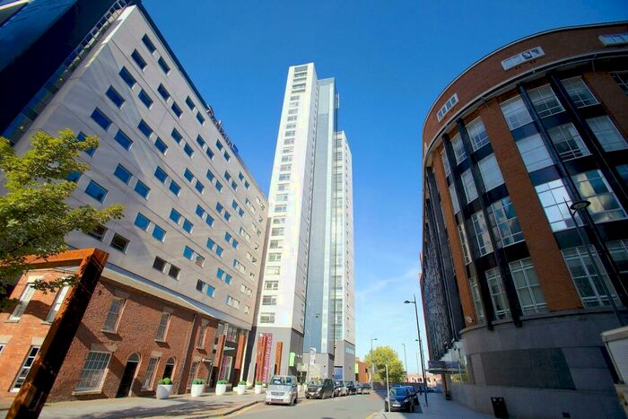 3 Bedroom Apartment For Sale In Old Hall Street, Liverpool, L3