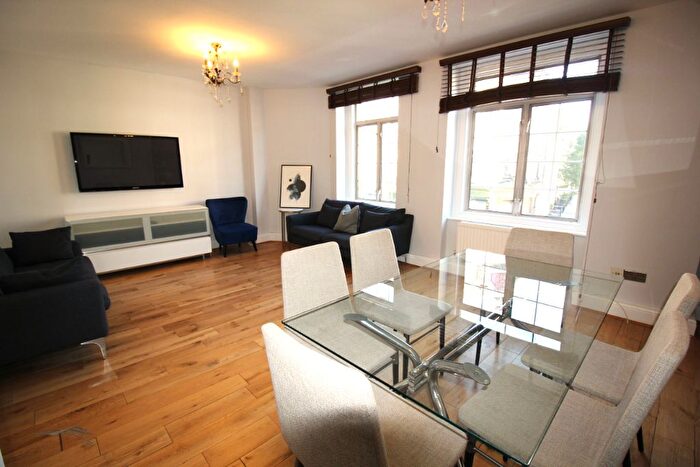 3 Bedroom Flat To Rent In Harrowby Street, Marylebone, London, W1H