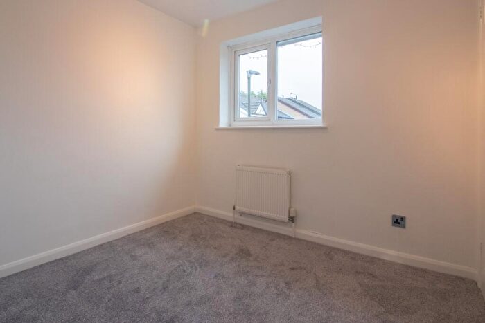 2 Bedroom End Of Terrace House To Rent In Pym Leys, Long Eaton, Nottingham, Nottinghamshire, NG10