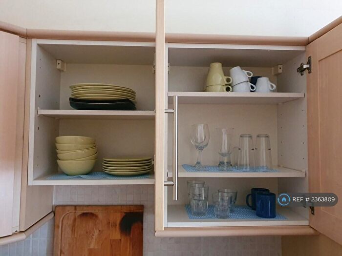 Studio To Rent In Cambridge House, London, E1