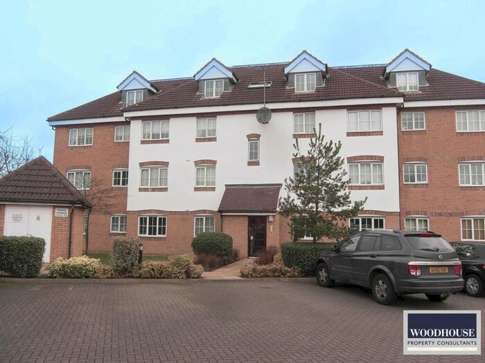 2 Bedroom Apartment To Rent In Grandmill Place, High Street, Cheshunt, EN8