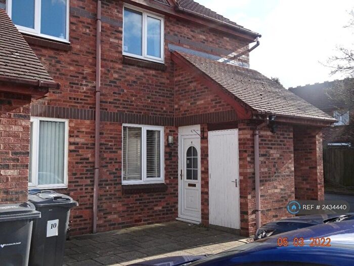 1 Bedroom Flat To Rent In Lime Tree Road, Acocks Green, Birmingham, B27