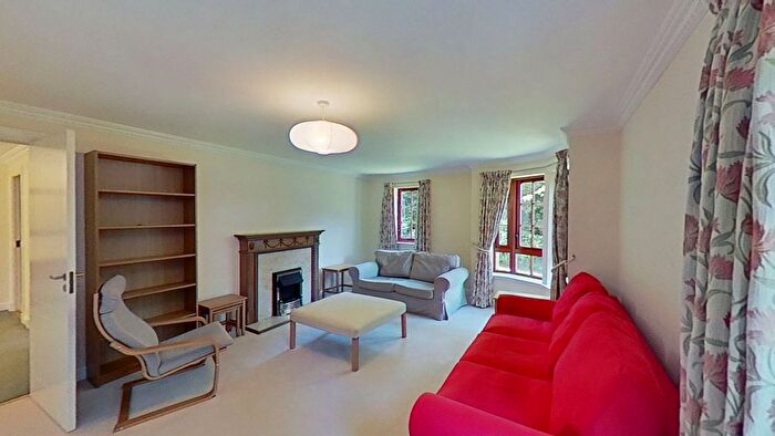 2 Bedroom Flat To Rent In Orchard Brae Avenue, Edinburgh, Midlothian, EH4