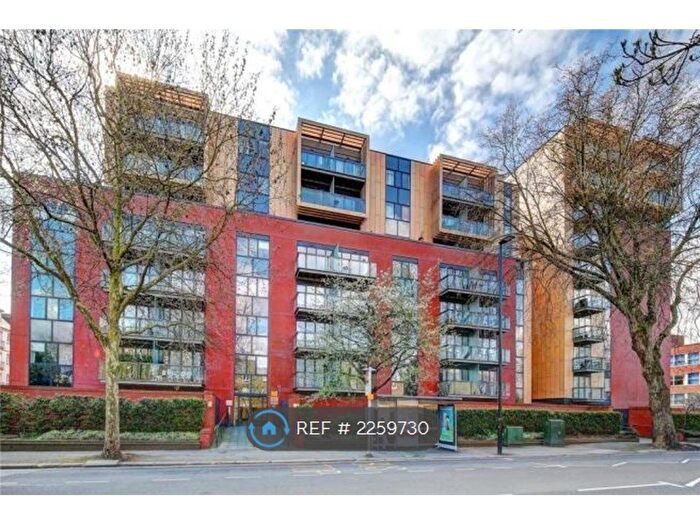 1 Bedroom Flat To Rent In Westgate House, Isleworth, TW7