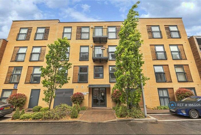 1 Bedroom Flat To Rent In Letchworth Road, Stanmore, HA7