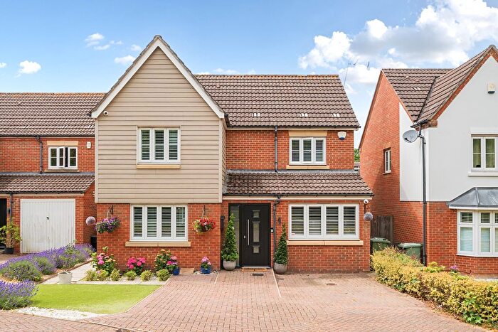 4 Bedroom Detached House For Sale In Mortimer Drive, Biggin Hill, Westerham, TN16