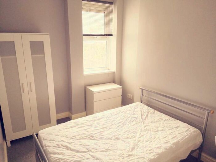 6 Bedroom House To Rent In Mackintosh Place, Cathays, Cardiff, CF24