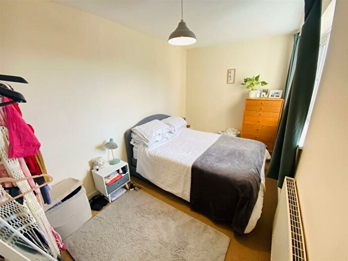 1 Bedroom Flat To Rent In B Freeland Place, Bristol, PC02