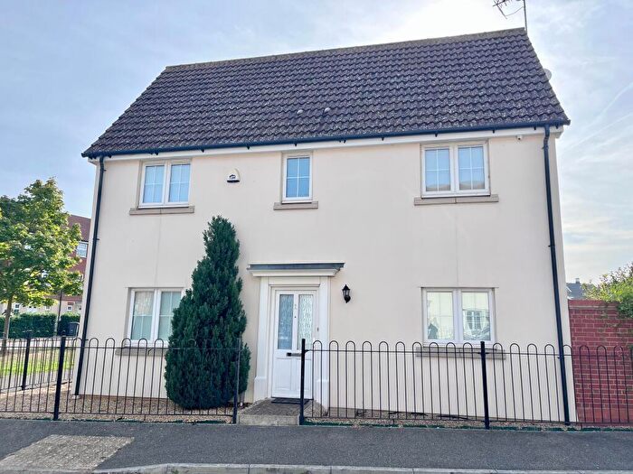 3 Bedroom Semi Detached House To Rent In Thyme Close, Red Lodge, Bury St. Edmunds, IP28