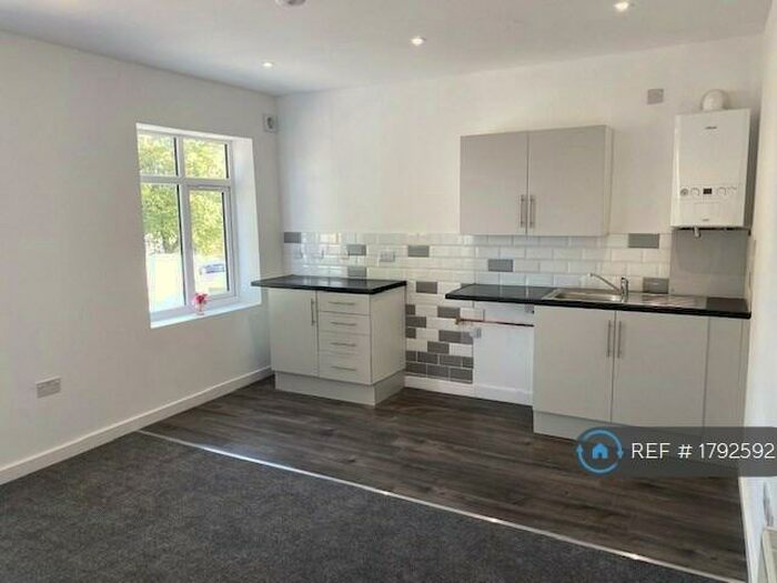 1 Bedroom Flat To Rent In Kenwardly Road, Hull, HU10