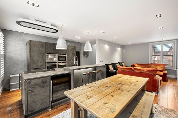3 Bedroom Flat For Sale In Childebert Road, SW17