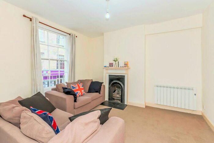 2 Bedroom Apartment To Rent In Ironmonger Street, Stamford, PE9