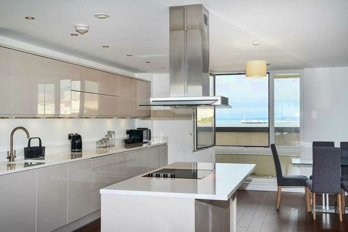 4 Bedroom Apartment To Rent In Sirius 2, The Boardwalk, BN2