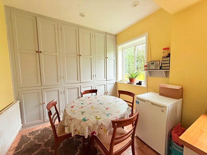 4 Bedroom Detached House For Sale In Thorne Park Road, Torquay, TQ2