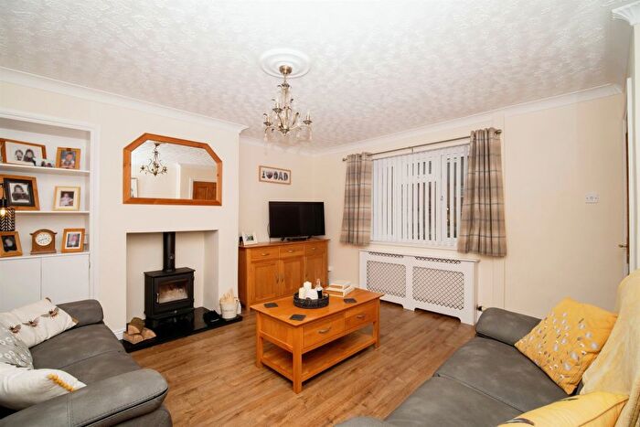 3 Bedroom Terraced House For Sale In Butt Close, Puddletown, Dorchester, DT2