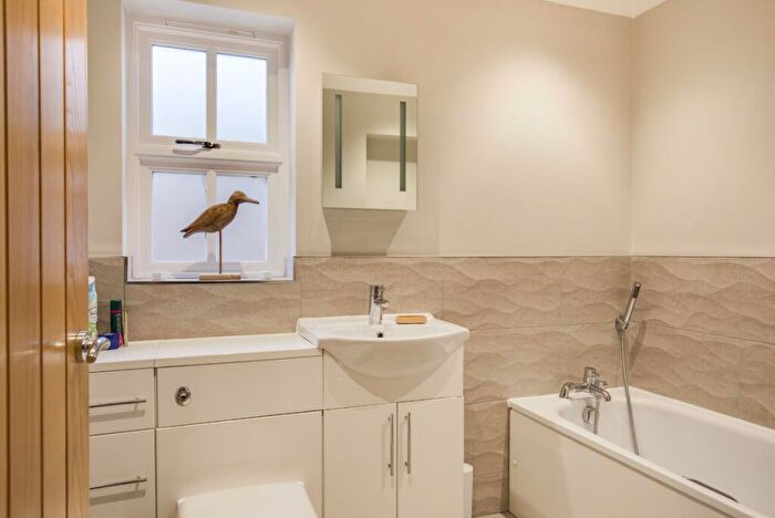 3 Bedroom Cottage For Sale In Sparrow Cottage, Chapel Street, Woodbridge, IP12