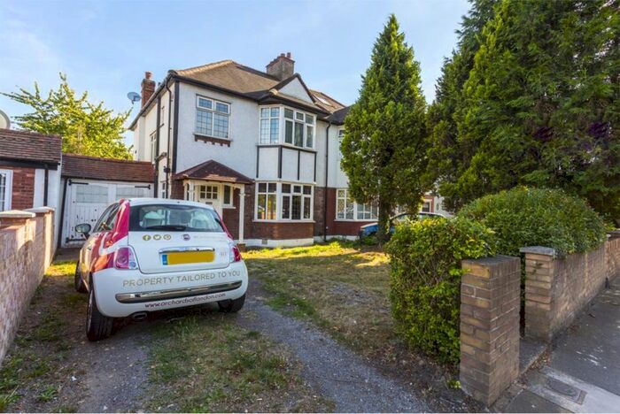 3 Bedroom Semi-Detached House To Rent In Popes Lane, Ealing, W5