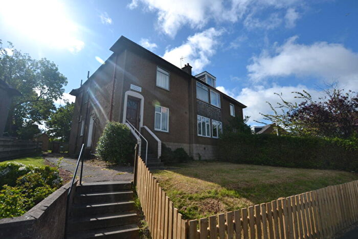 3 Bedroom Flat To Rent In Oxgangs Terrace, Edinburgh, EH13