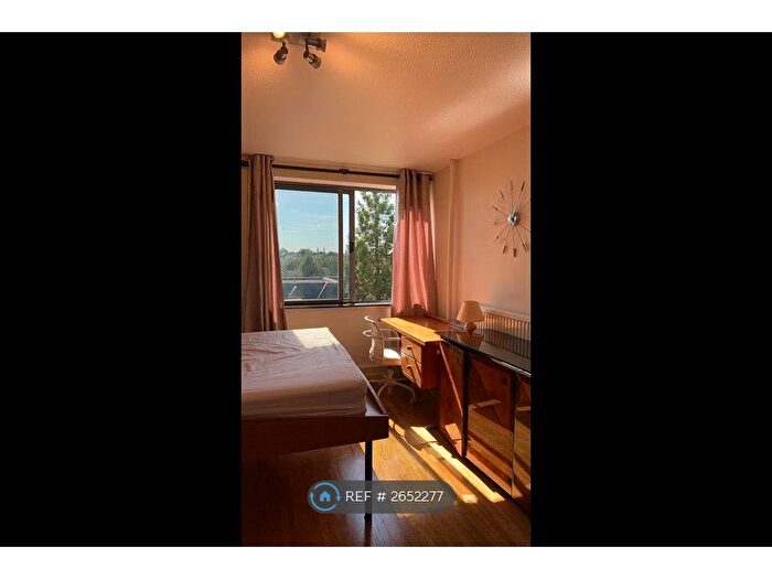 1 Bedroom Flat To Rent In Mayflower House, Cambridge, CB4