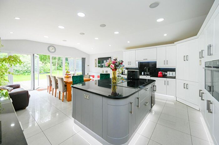 6 Bedroom Detached House For Sale In Wheat Lane, Lathom, L40