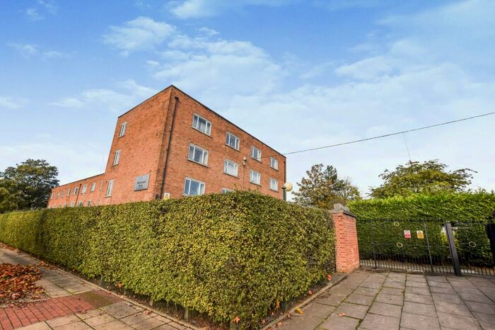 3 Bedroom Detached House To Rent In Wearhead Row, Eccles New Road, Salford, M5