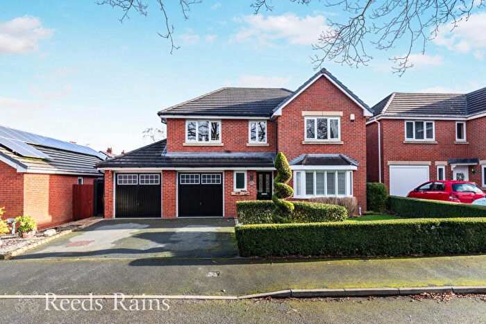 4 Bedroom Detached House For Sale In Grange Close, Leyland, PR25