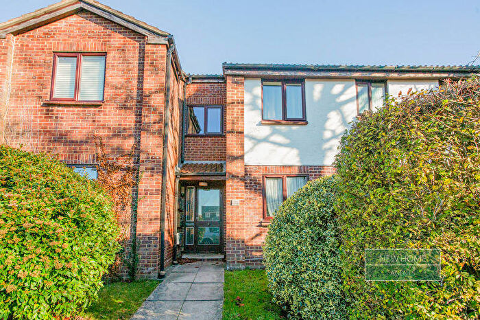 1 Bedroom Flat For Sale In Silvercourt, Fosse Way, Nailsea, Bristol, BS48