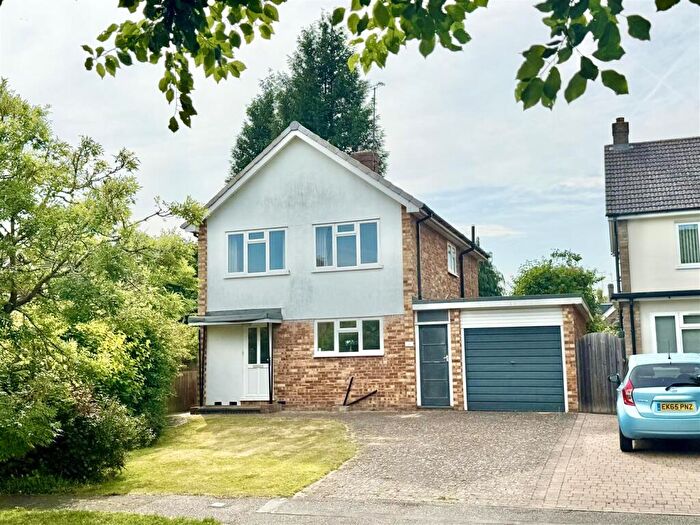 4 Bedroom Detached House For Sale In Woodway, Hutton, Brentwood, CM13