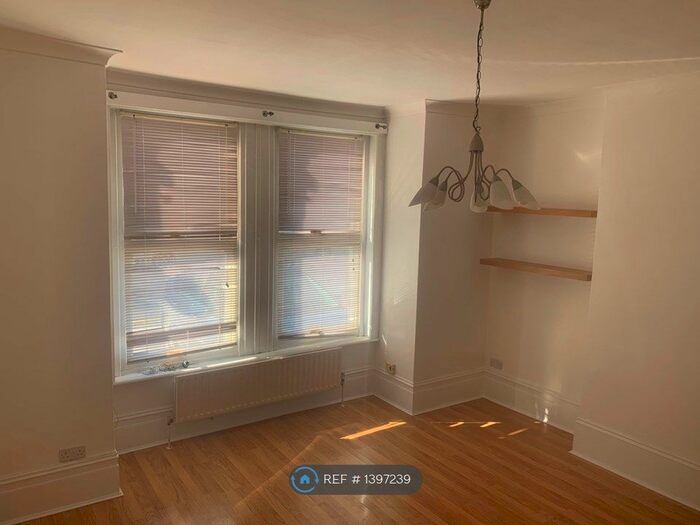 1 Bedroom Maisonette To Rent In Kidderminster Rd Parking And Garden, Croydon, CR0