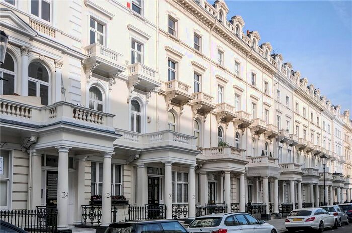 2 Bedroom Flat To Rent In Queens Gate Terrace, South Kensington, London, SW7