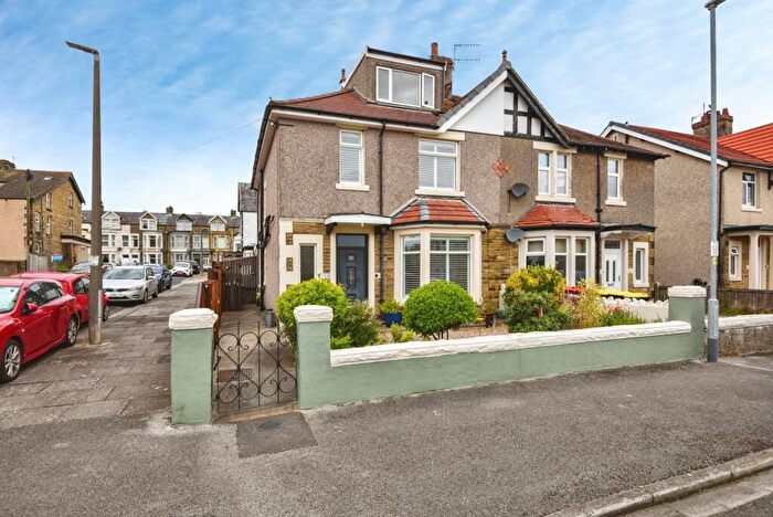 4 Bedroom Semi Detached House For Sale In Chatsworth Road, Morecambe, Lancashire, LA4