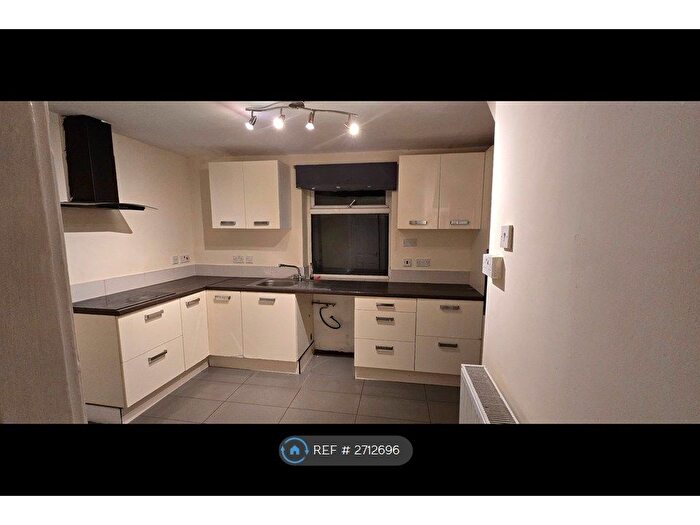 3 Bedroom Semi Detached House To Rent In Poulter Street, Langwith, Mansfield, NG20