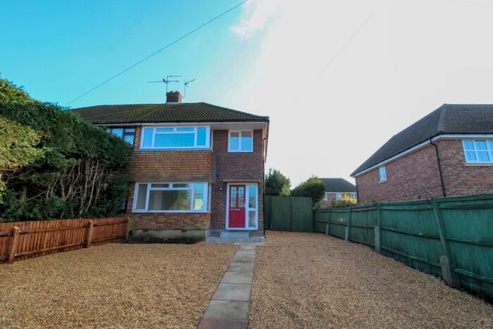 3 Bedroom Semi-Detached House To Rent In Fleet Road, Farnborough, GU14