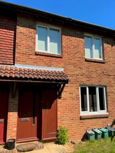 1 Bedroom Maisonette To Rent In Milford Close, Marshalswick, St Albans, AL4